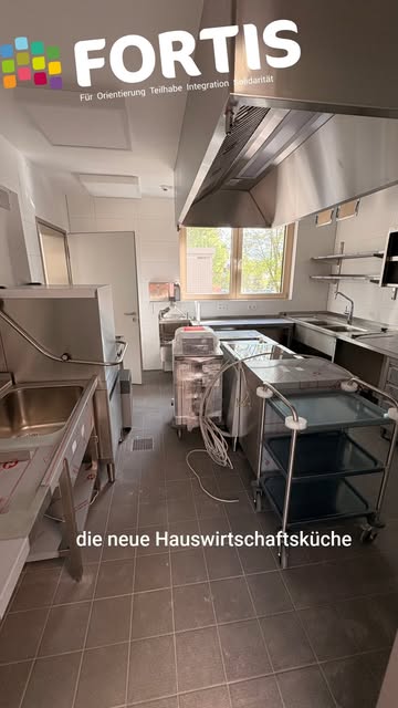 Nicht mehr lange … ✨

Schon ganz bald ist es soweit. Wir ziehen mit unseren&hellip;