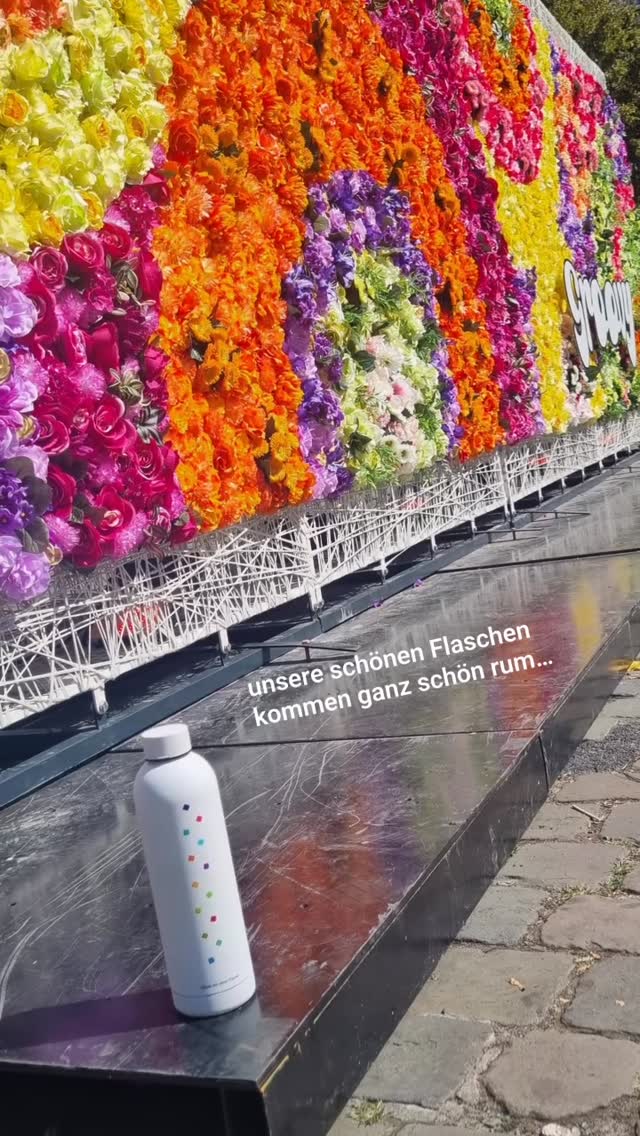 Tja, ein bisschen Merch können wir auch .

Schliesslich haben wir ein ziemlich&hellip;