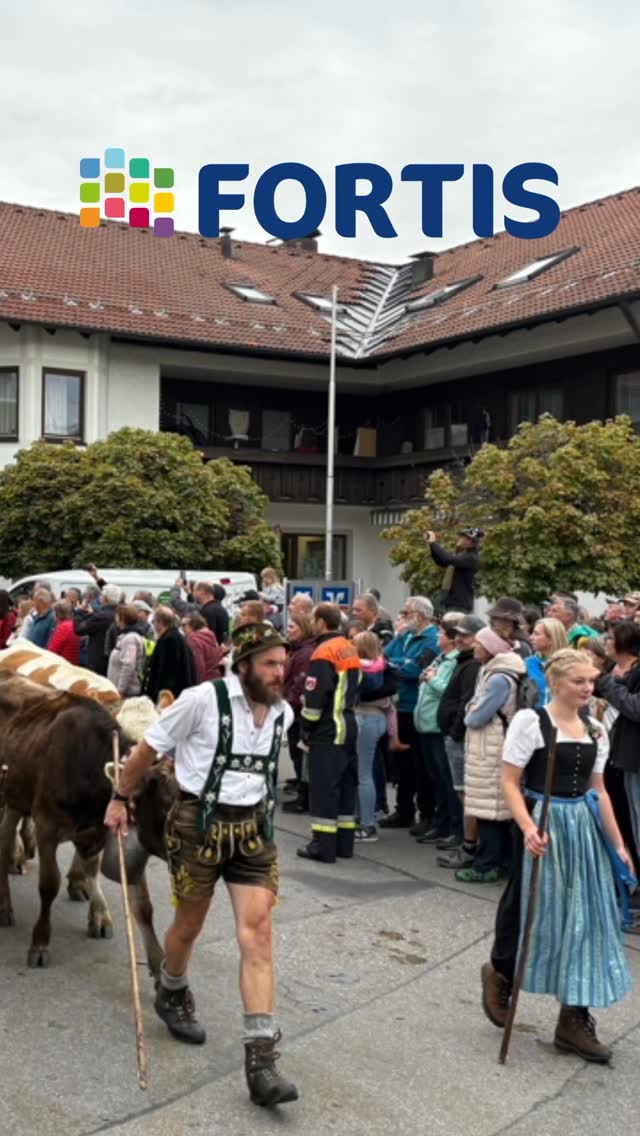 Klient*innen und Fachkräfte gemeinsam im Allgäu unterwegs. Der Viehscheid in&hellip;